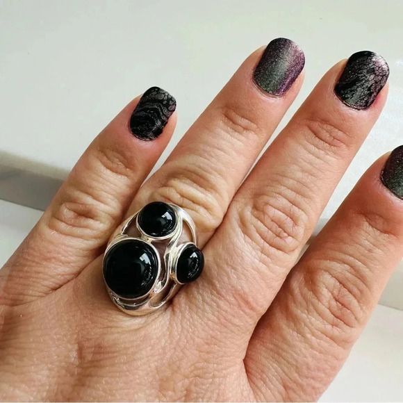 NWOT Large Sterling Silver Onyx Ring - Picture 6 of 7